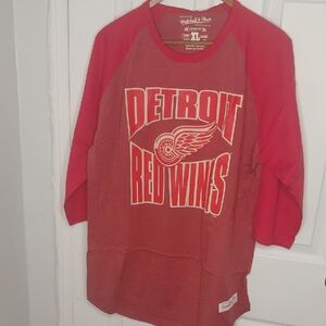 Mitchell & Ness Red Detroit Red Wings Raglan Tee